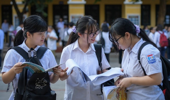 Học sinh chuẩn bị kiến thức, kỹ năng trước khi vào kỳ thi lớp 10 Hà Nội.
