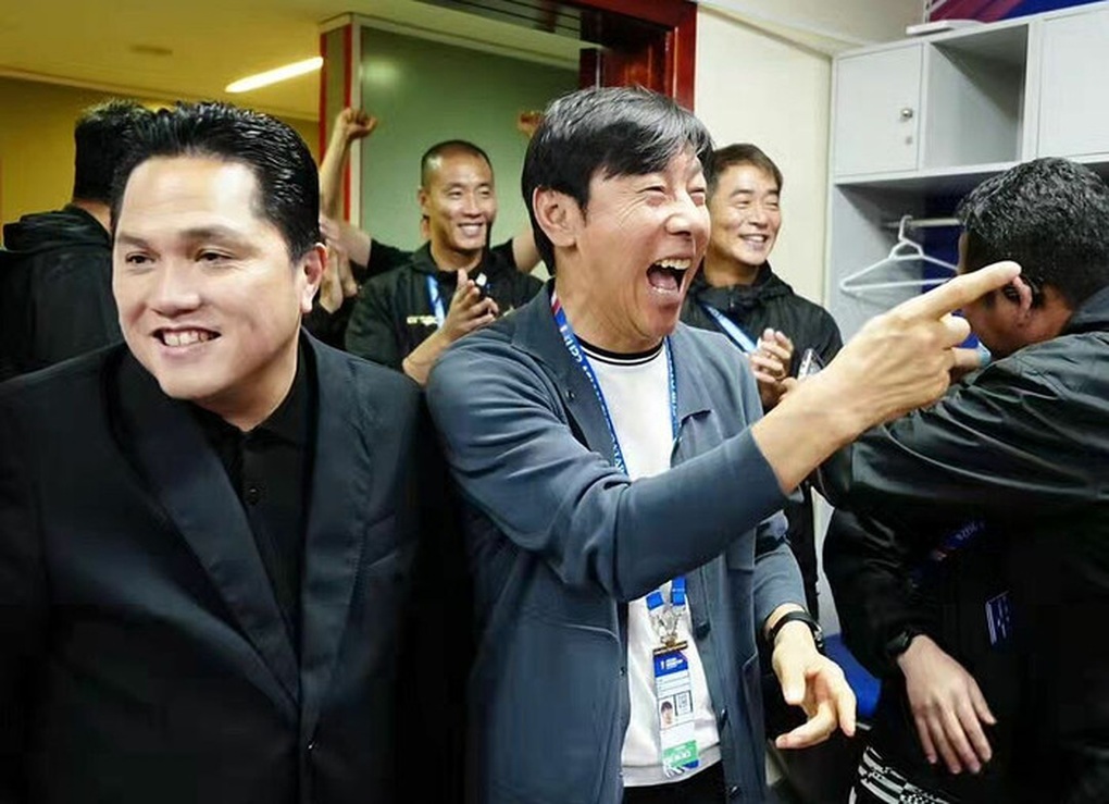 المدرب شين تاي يونج يكشف حقيقة صادمة حول إقالته من تدريب إندونيسيا - 2 HLV Shin Tae Yong hé lộ sự thật gây sốc vụ bị Indonesia sa thải - 2