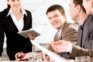 Mẹo giúp tự tin và nổi bật trong cuộc họp 