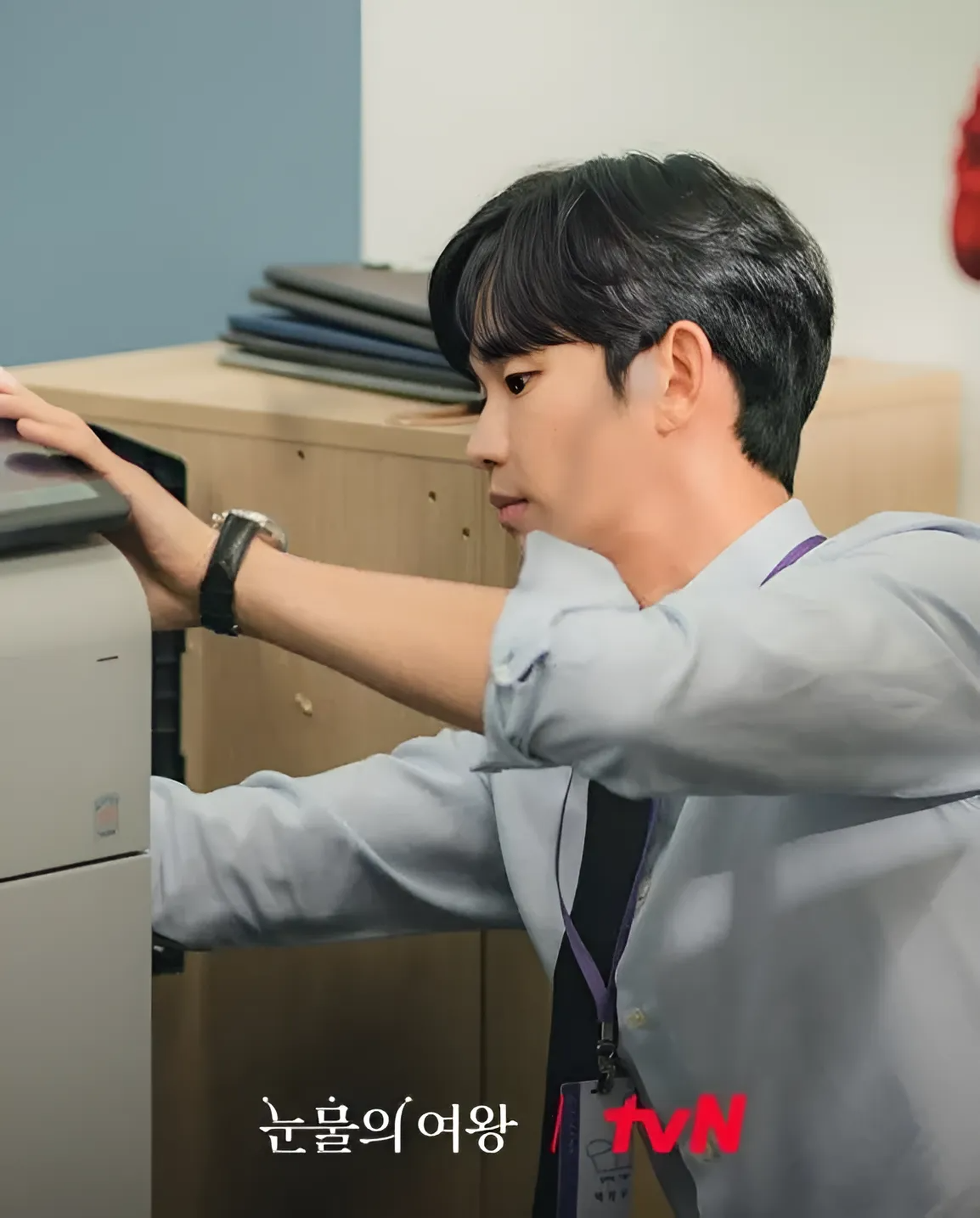 Bộ sưu tập trang sức, đồng hồ tiền tỷ của dàn diễn viên Nữ hoàng nước mắt - 22 Bộ sưu tập trang sức, đồng hồ tiền tỷ của dàn diễn viên Nữ hoàng nước mắt - 22