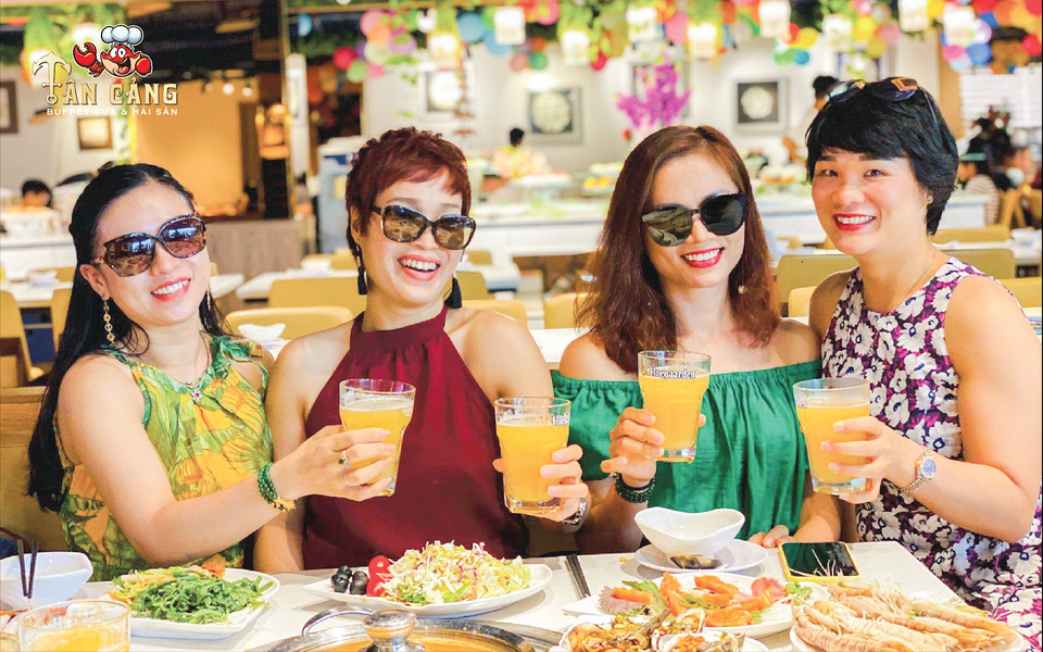 Tân Cảng Buffet - Buffet Cua Hải sản số 1 Hà Nội - 1 Tân Cảng Buffet - Buffet Cua Hải sản số 1 Hà Nội - 1