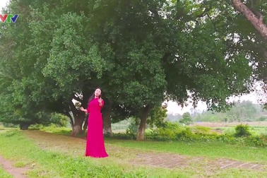 Quán quân Sao mai Lương Hải Yến dành MV đầu tay tặng mẹ.