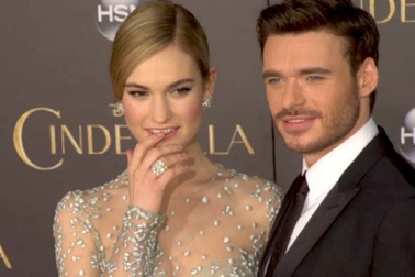 Lily James dự công chiếu phim