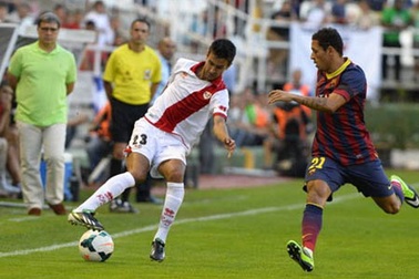 Sau 5 năm, Barcelona mới kiểm soát bóng ít hơn đối thủ