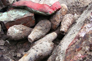 Phú Yên: Phát hiện 12 quả đạn cối 81 trong khu dân cư 