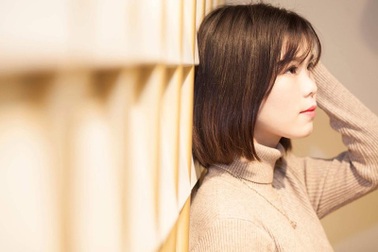 Bông hồng đỏ cài áo mùa Vu Lan