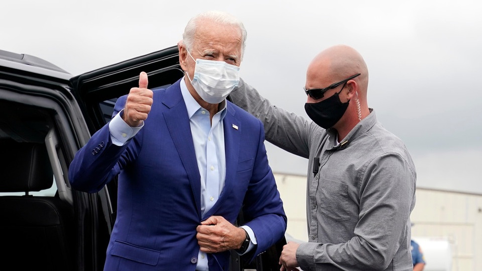Bầu cử Mỹ 2020: Ông Biden đổi chiến thuật, chuyển sang phòng thủ - 1 Bầu cử Mỹ 2020: Ông Biden đổi chiến thuật, chuyển sang phòng thủ - 1
