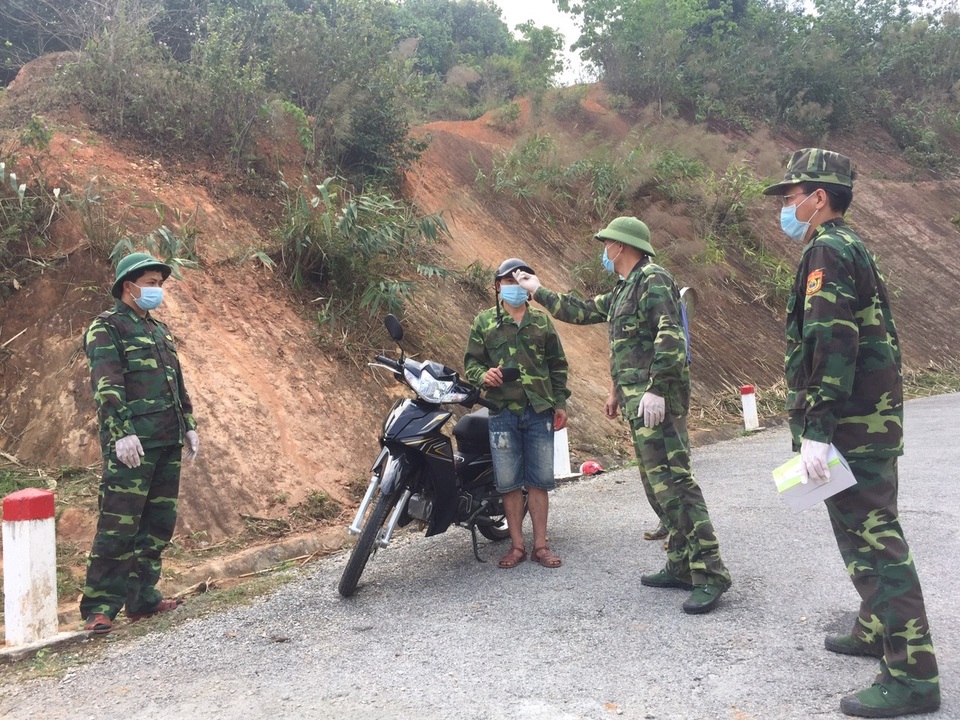 Chiến sỹ biên phòng Nghệ An ngày đêm chốt chặn đường mòn, lối mở biên giới - 15 Chiến sỹ biên phòng Nghệ An ngày đêm chốt chặn đường mòn, lối mở biên giới - 15