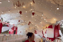 Gió lớn làm đổ rạp cưới Vĩnh Phúc, gia chủ chạy tán loạn không kịp trở tay