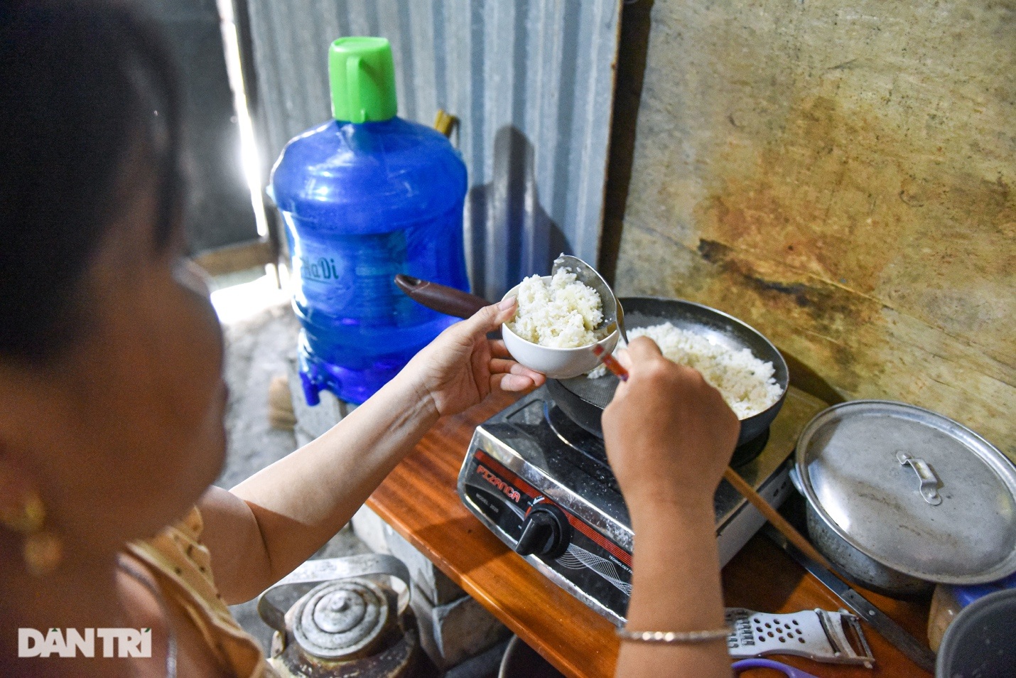 Bảng chi tiêu chỉ hơn 3 triệu đồng/tháng của vợ chồng ở Hà Nội thời bão giá - 9 Bảng chi tiêu chỉ hơn 3 triệu đồng/tháng của vợ chồng ở Hà Nội thời bão giá - 9