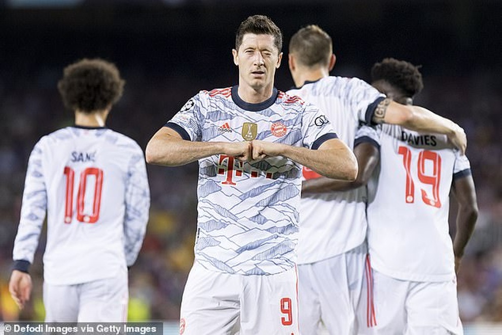 Muller và Lewandowski tỏa sáng, Bayern Munich thắng đậm Barcelona - 7 Muller và Lewandowski tỏa sáng, Bayern Munich thắng đậm Barcelona - 7