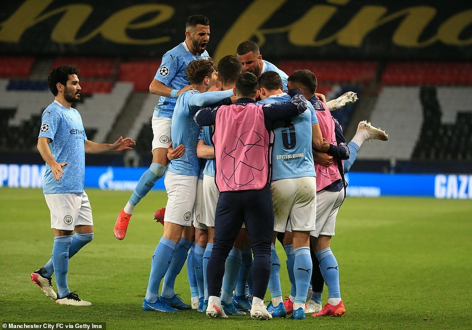 Màn lội ngược dòng ấn tượng của Man City trước PSG - 11 Màn lội ngược dòng ấn tượng của Man City trước PSG - 11