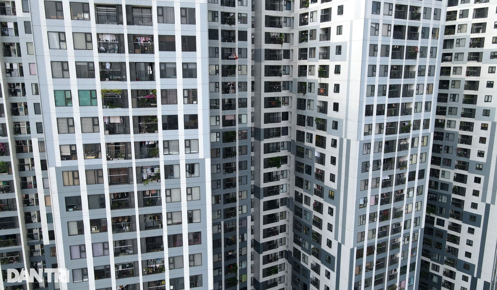 Đề nghị tiếp tục quy định đánh thuế cao với người có nhiều nhà, đất - 2 Đề nghị tiếp tục quy định đánh thuế cao với người có nhiều nhà, đất - 2