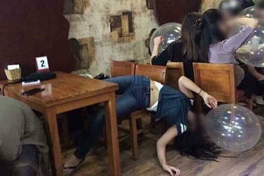 7 thanh niên tử vong ở đêm âm nhạc: Bóng cười tàn phá cơ thể như thế nào?
