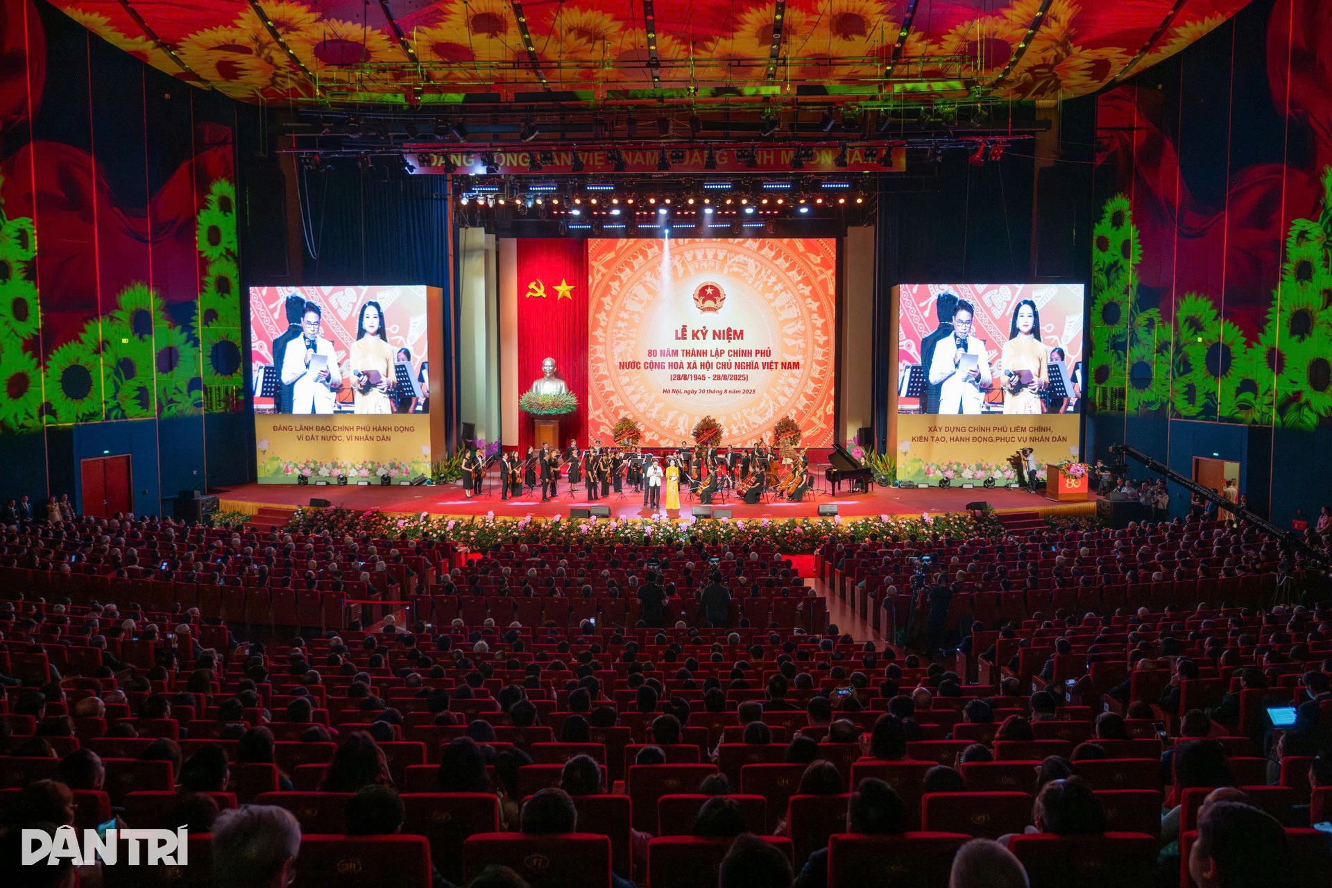 Lãnh đạo Đảng, Nhà nước dự Lễ kỷ niệm 80 năm thành lập Chính phủ - 12 Lãnh đạo Đảng, Nhà nước dự Lễ kỷ niệm 80 năm thành lập Chính phủ - 12