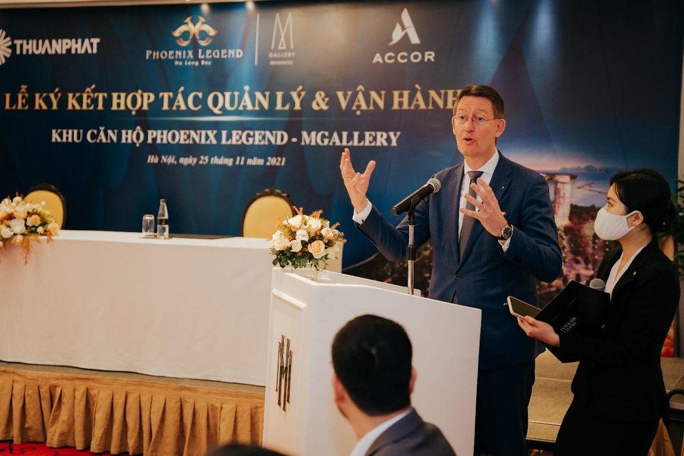 Lễ ký kết hợp tác quản lý và vận hành Khu căn hộ Phoenix Legend - MGallery - 4 Lễ ký kết hợp tác quản lý và vận hành Khu căn hộ Phoenix Legend - MGallery - 4