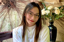 Nữ sinh vừa học vừa làm, trong 3 năm trở thành thủ khoa tốt nghiệp xuất sắc