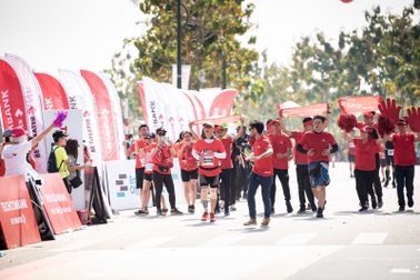 Hàng chục nghìn vận động viên chinh phục cung đường xanh tại giải marathon quốc tế TPHCM Techcombank 2019