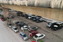 Vì sao bãi đỗ xe dưới gầm cầu vẫn tồn tại dù trái luật?