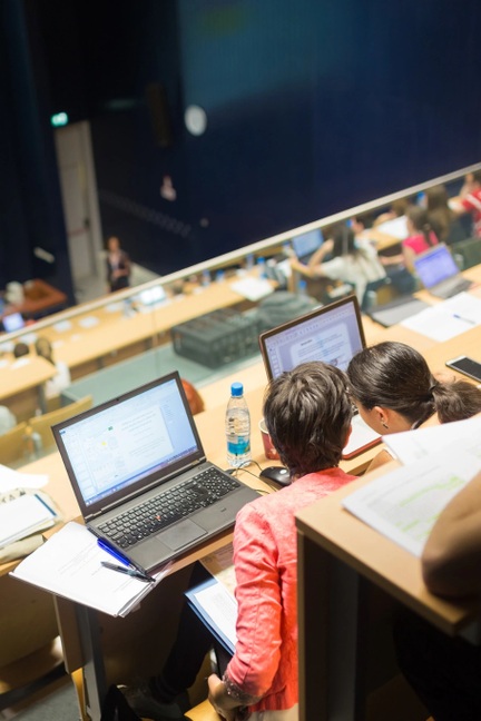 AI và phẩm giá nghề dạy học