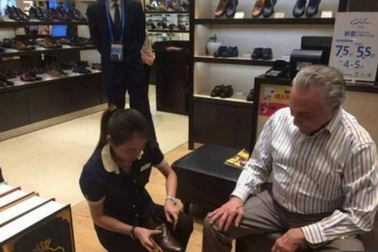 Lãnh đạo G20 tranh thủ mua sắm ở Trung Quốc