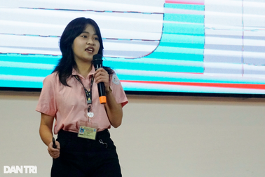 Sinh viên hiến kế khởi nghiệp với sản phẩm bánh "Đất võ 10 ngày"