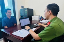 Con đi xe máy gây tai nạn chết người, bố bị khởi tố