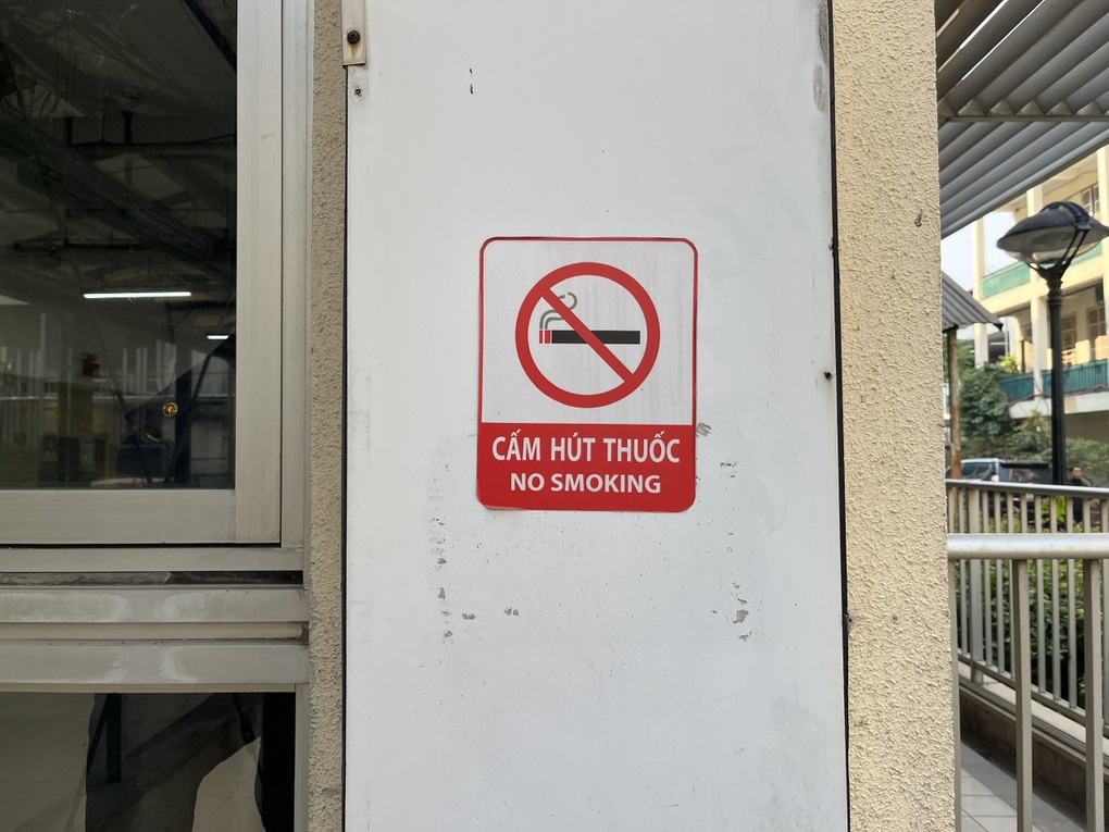 Lợi ích từ môi trường không khói thuốc lá - 1 Lợi ích từ môi trường không khói thuốc lá - 1
