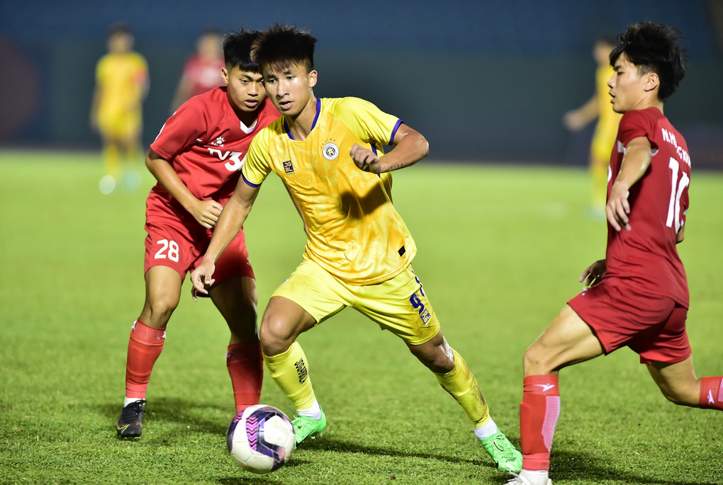 U19 Hà Nội lần thứ 7 vô địch giải U19 quốc gia: Hình mẫu về đào tạo trẻ - 2 U19 Hà Nội lần thứ 7 vô địch giải U19 quốc gia: Hình mẫu về đào tạo trẻ - 2