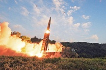 Hàn Quốc phát triển tên lửa đầu đạn 2 tấn đối phó Triều Tiên