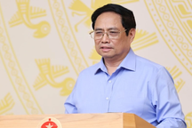 Thủ tướng: Bãi bỏ quy định rườm rà, xử lý cán bộ sợ sai