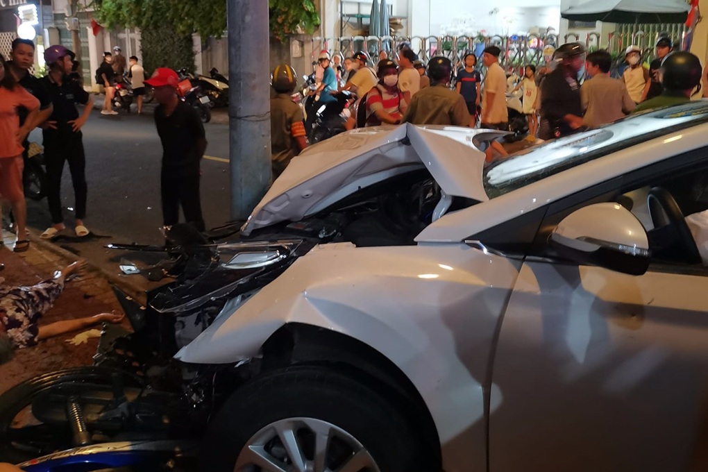 Nữ tài xế có nồng độ cồn kịch khung khi lái xe tông chết 2 người ở Vũng Tàu - 1 Nữ tài xế có nồng độ cồn kịch khung khi lái xe tông chết 2 người ở Vũng Tàu - 1