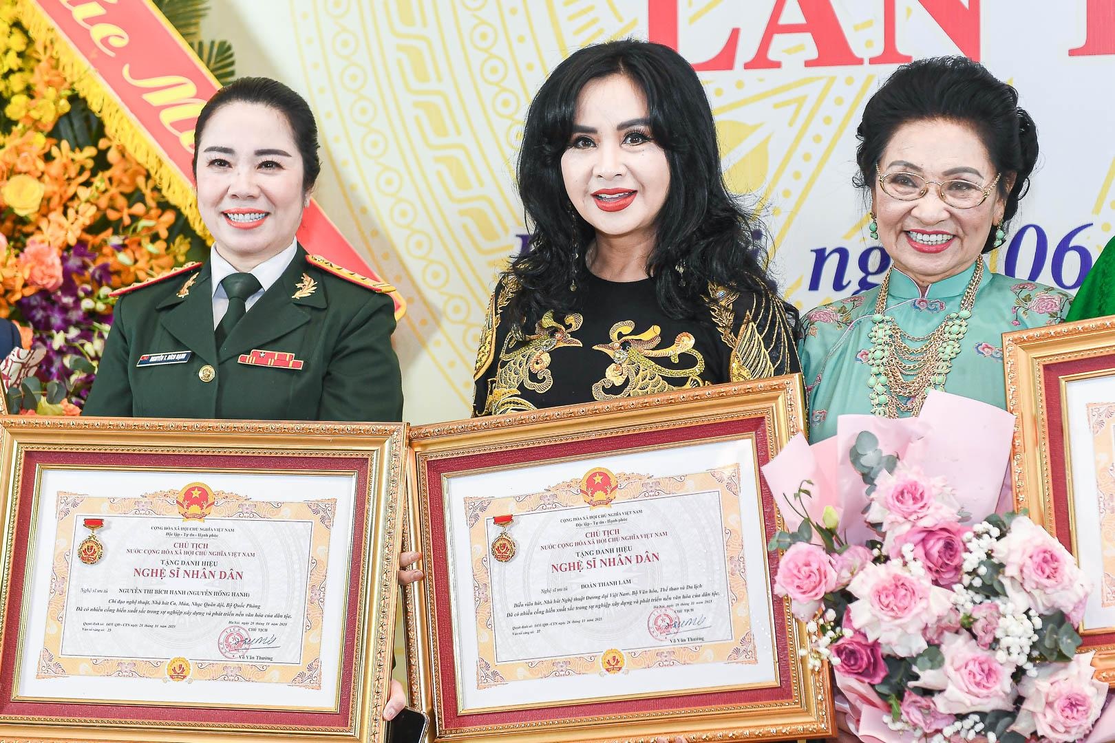 Diva Thanh Lam sẽ làm đám cưới với chồng bác sĩ sau khi nhận danh hiệu NSND - 3
