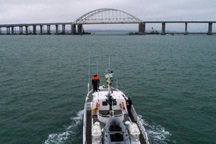 Ukraine kêu gọi NATO cùng đưa tàu chiến qua eo biển tranh cãi với Nga