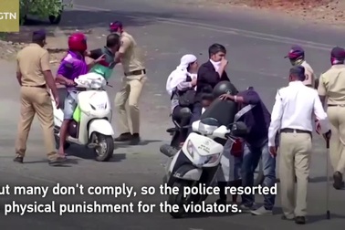 Những lệnh phạt "lạ đời" của cảnh sát Ấn Độ với người trốn cách ly