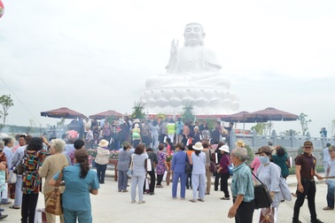 Đại lễ an vị tượng Phật Thích Ca Mâu Ni tại hoa viên Bình An - Long Thành - Đồng Nai