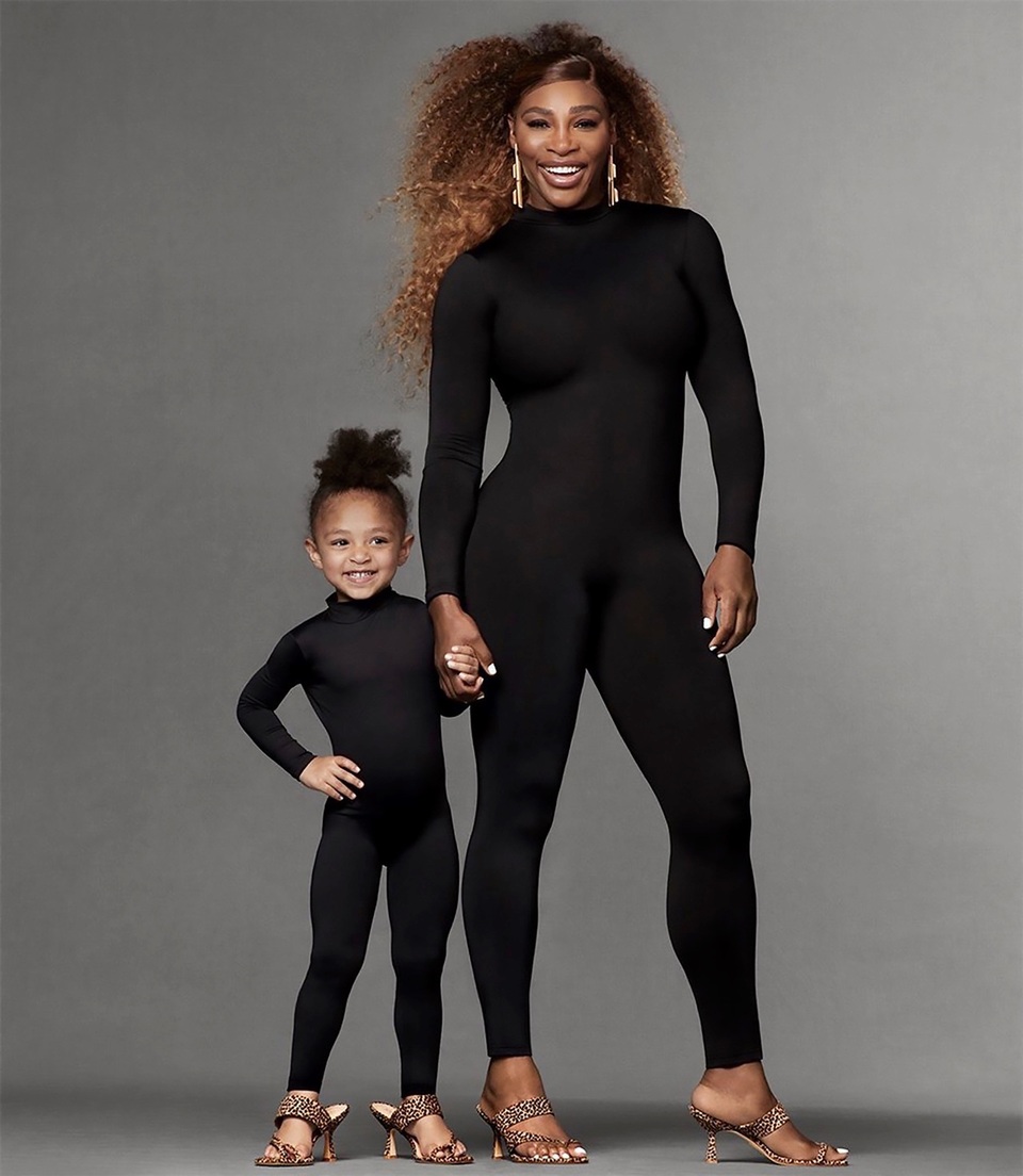 Loạt ảnh thời trang ấn tượng của Serena Williams cùng con gái - 2
