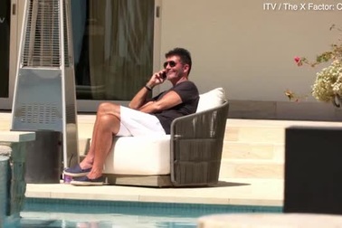 Nhà sản xuất chương trình truyền hình người Anh Simon Cowell trong chương trình “X Factor Celebrity” (Anh)