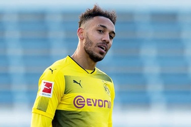 Nhật ký ngày cuối cùng “chợ Đông” 2018: Chờ “bom tấn”