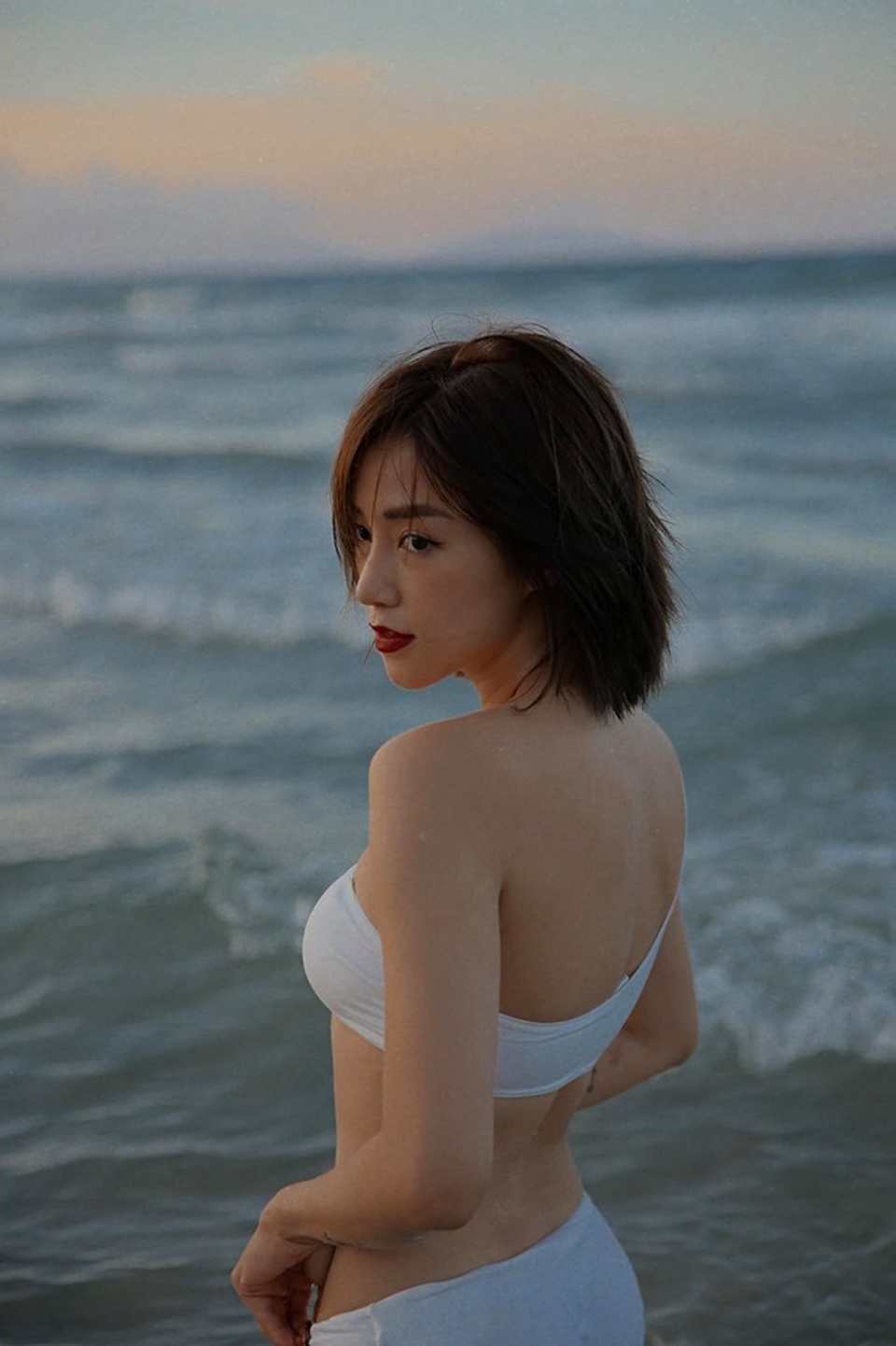 Bí quyết sở hữu body như tạc tượng của hot girl Salim - 3 Bí quyết sở hữu body như tạc tượng của hot girl Salim - 3