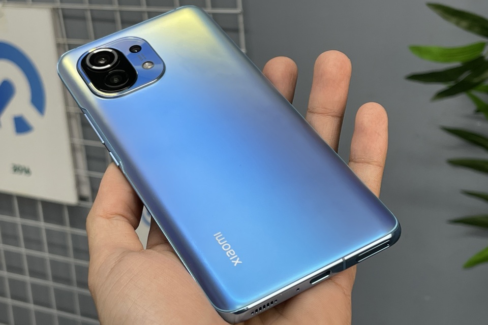 Xiaomi Mi 11 về Việt Nam: Smartphone đầu tiên dùng chip Snapdragon 888 - 1 Xiaomi Mi 11 về Việt Nam: Smartphone đầu tiên dùng chip Snapdragon 888 - 1