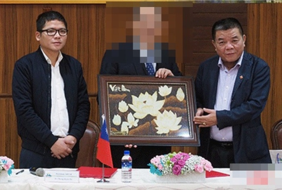 Trần Duy Tùng- Từ “thiếu gia” nhà Trần Bắc Hà đến bị can truy nã quốc tế Trần Duy Tùng- Từ “thiếu gia” nhà Trần Bắc Hà đến bị can truy nã quốc tế