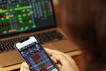 VN-Index vượt 1.200 điểm, giới đầu tư "hái lộc" đầu năm