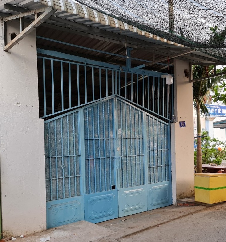 Ly kỳ vở kịch đám tang giả với diễn xuất kém hoàn hảo - 1 Ly kỳ vở kịch đám tang giả với diễn xuất kém hoàn hảo - 1