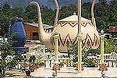 Chuyện lạ về giáo phái ''ấm pha trà'' ở Malaysia 