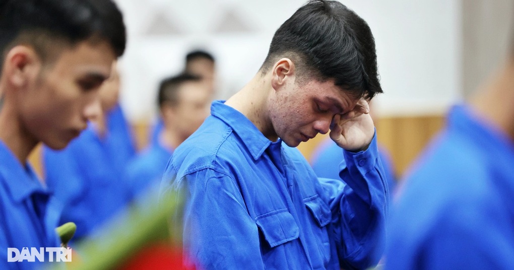 Vì sao giang hồ bắn 2 người chết, 6 bị thương thoát án tử hình? - 1 Vì sao giang hồ bắn 2 người chết, 6 bị thương thoát án tử hình? - 1