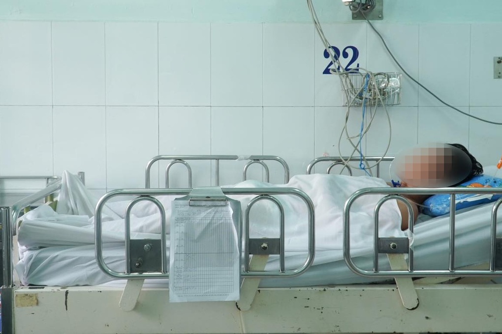 Liên tục ngộ độc vì đông trùng hạ thảo trên xác ve: Lầm tưởng chết người - 1 Liên tục ngộ độc vì đông trùng hạ thảo trên xác ve: Lầm tưởng chết người - 1