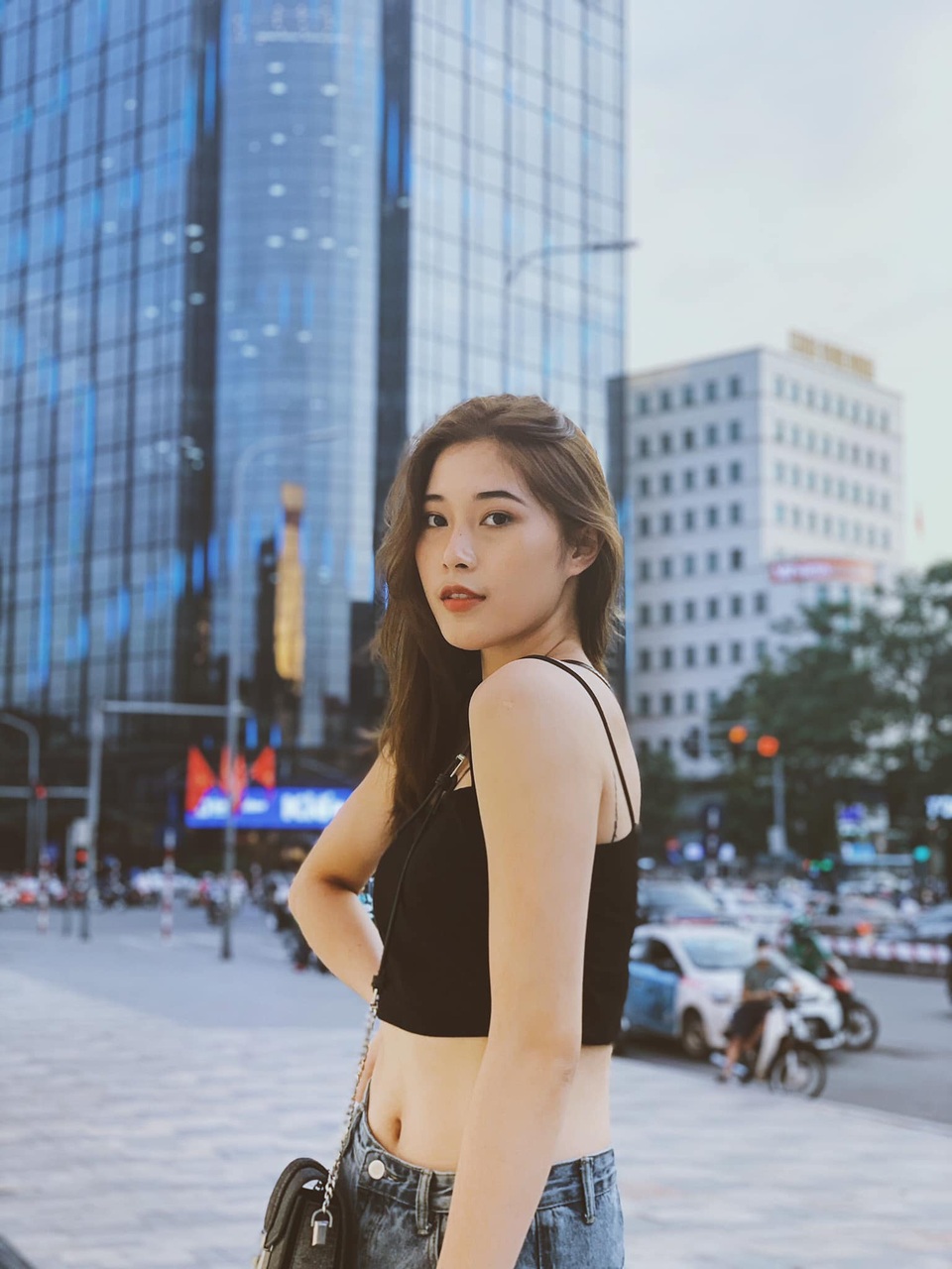 Hoa khôi bóng chuyền Đặng Thu Huyền bất ngờ giải nghệ ở tuổi 19 - 2 Hoa khôi bóng chuyền Đặng Thu Huyền bất ngờ giải nghệ ở tuổi 19 - 2