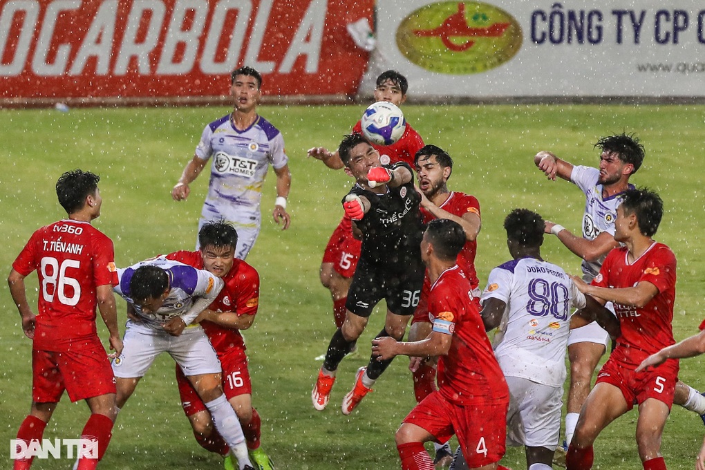 Hà Nội FC thua Thể Công Viettel, Quang Hải ghi bàn cho CLB Công an Hà Nội - 3 Hà Nội FC thua Thể Công Viettel, Quang Hải ghi bàn cho CLB Công an Hà Nội - 3