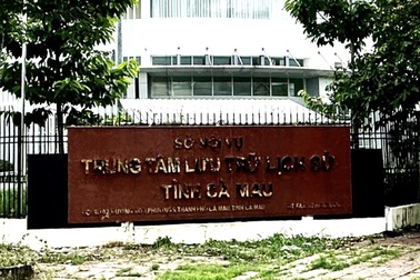 Cà Mau thông tin việc một nữ cán bộ xin nghỉ việc rồi lại rút đơn